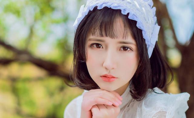 天字辈女孩名字有古韵，女孩姓何叫什么名字好听